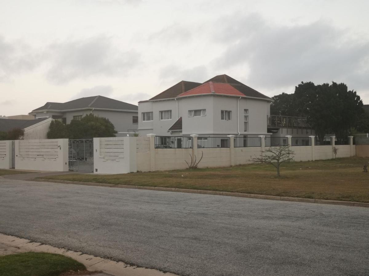 Beachway Guesthouse Port Elizabeth Esterno foto